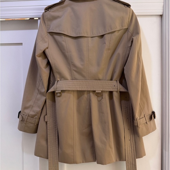 Burberry Sandringham Double-Breasted Trench Coat in mid-length size uk 10 - Picture 11 of 11